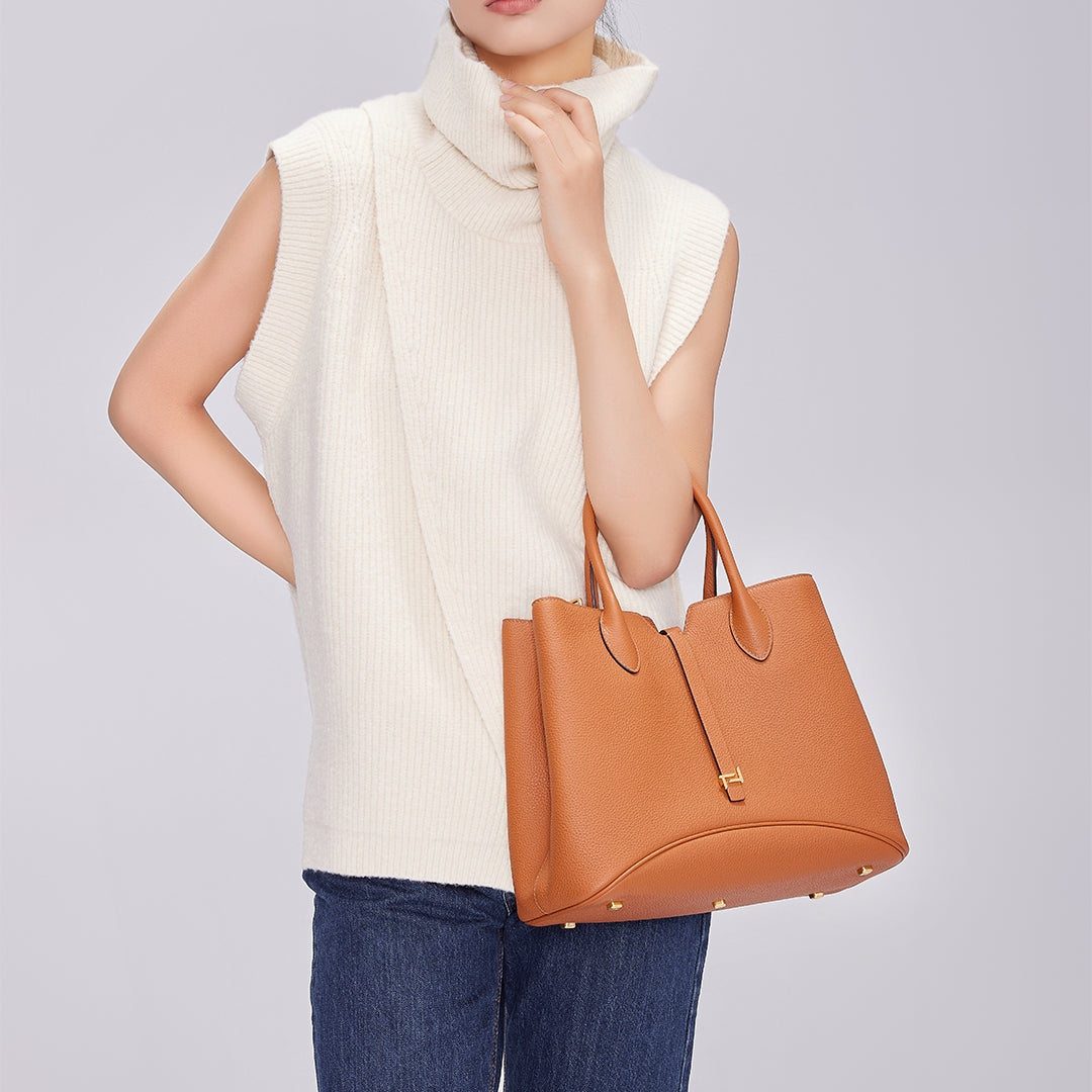 FDE2B104-BBE2-4B2B-C006-0004371BA78F